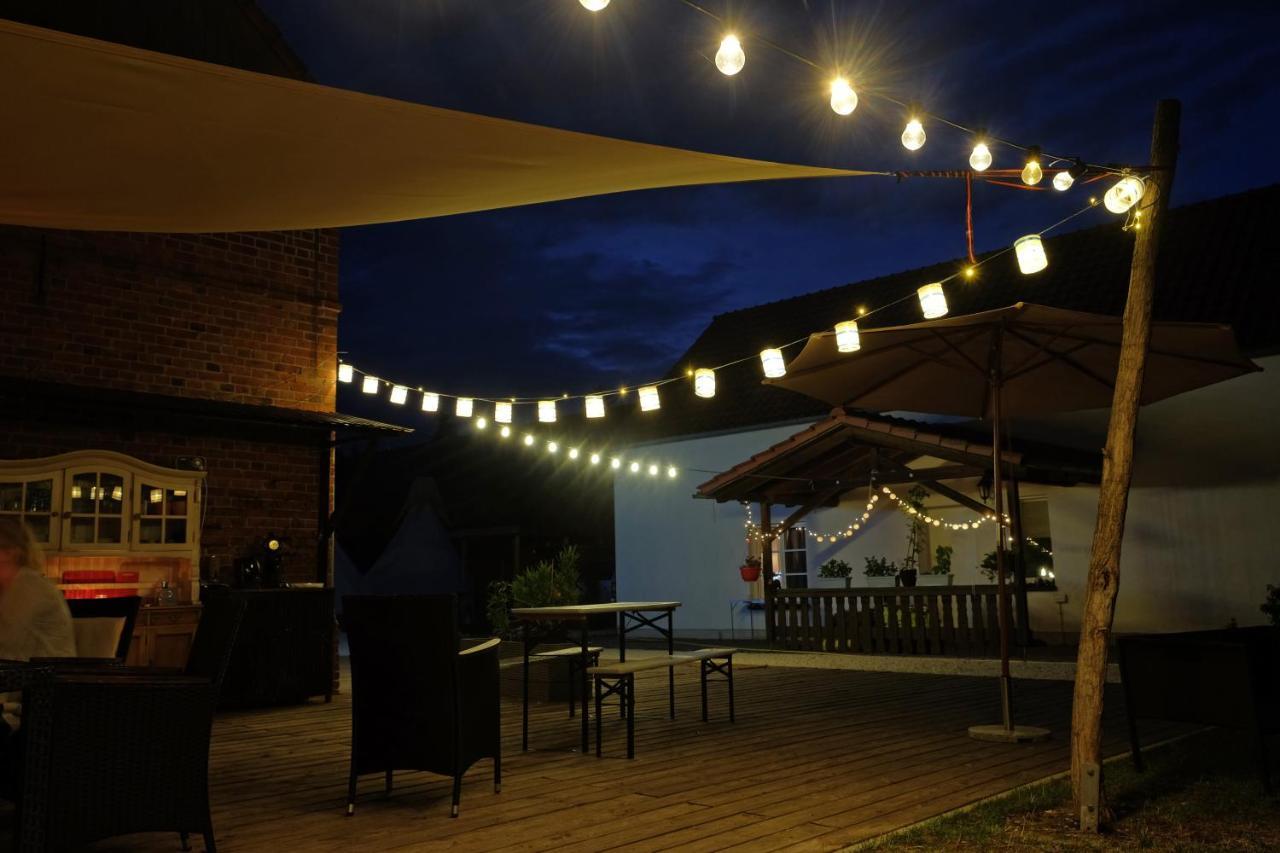 Hotel Kuckunniwi Tipidorf Tauche Esterno foto